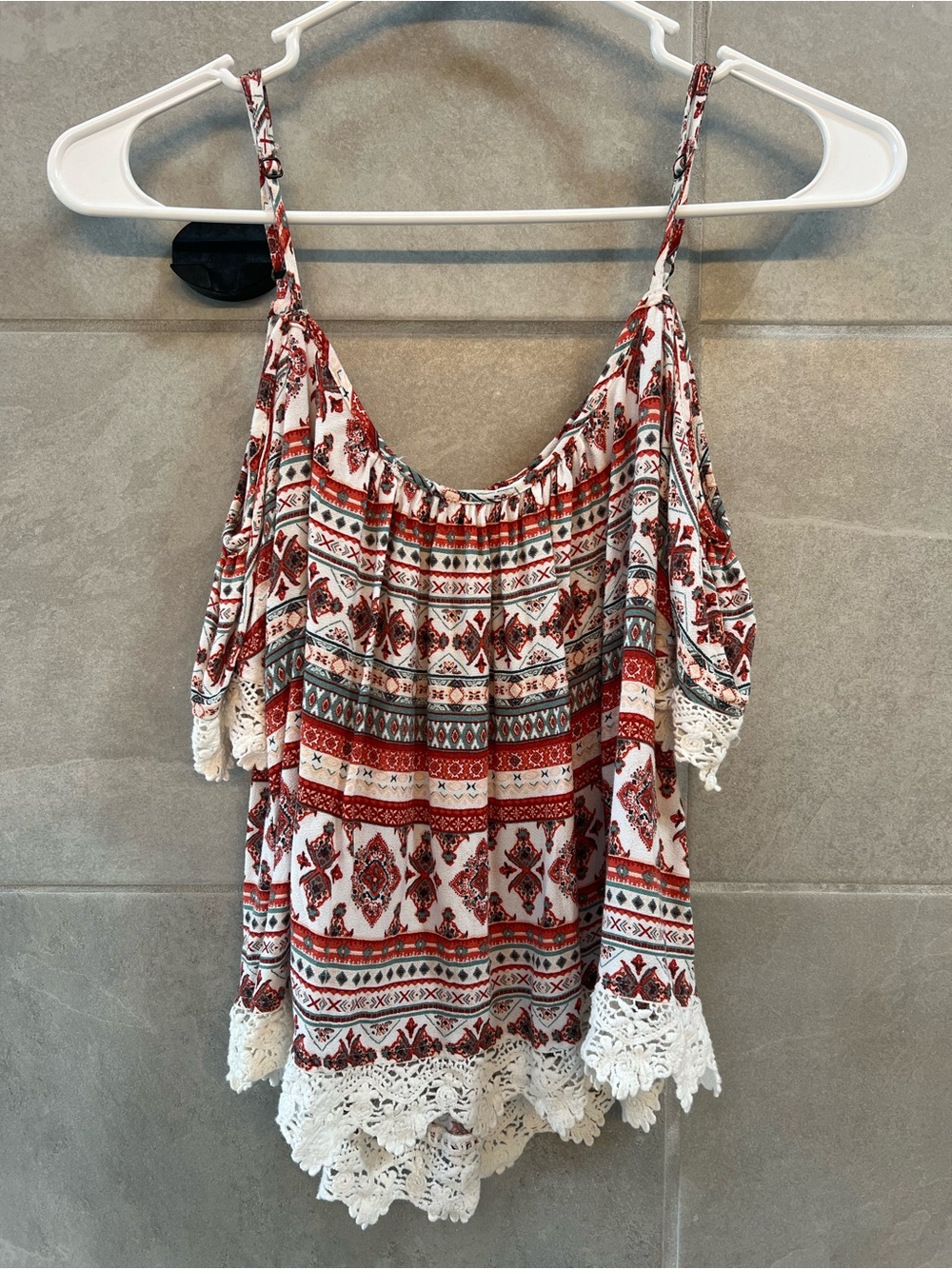Forever 21 Red and White Boho Crochet-Hem Cold Shoulder Camisole